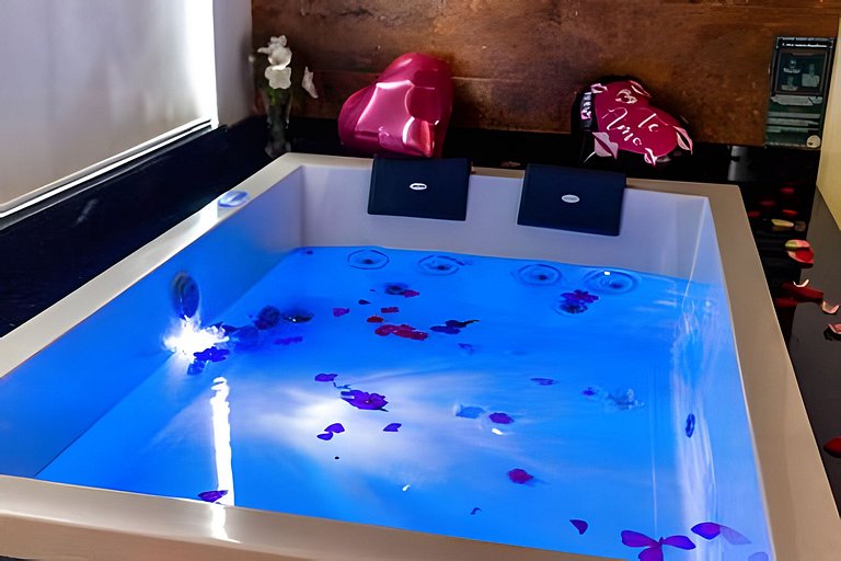 Chalé 1 c/ Hidro da Jacuzzi e Lareira