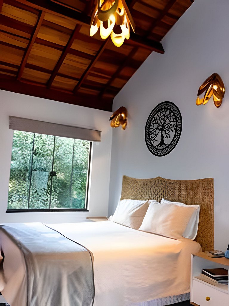 Chalé 1 c/ Hidro da Jacuzzi e Lareira