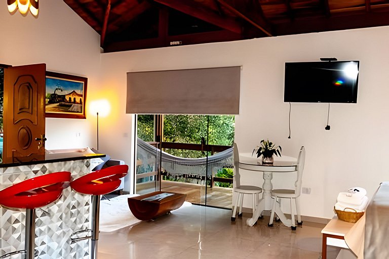 Chalé 1 c/ Hidro da Jacuzzi e Lareira