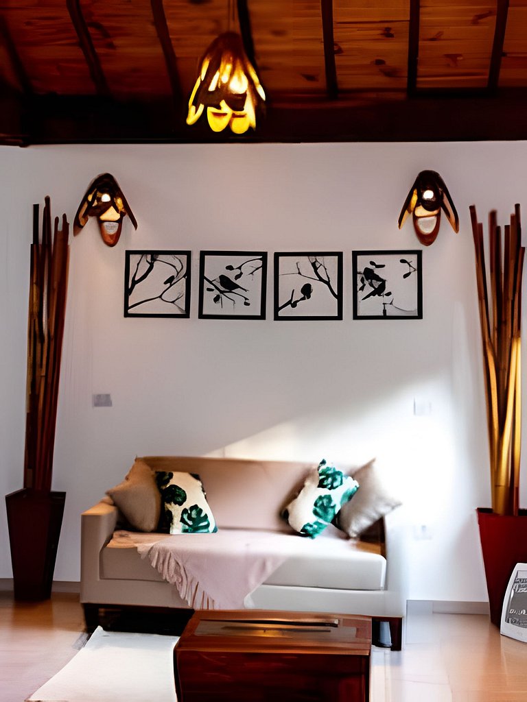 Chalé 2 c/ Hidro da Jacuzzi e Lareira