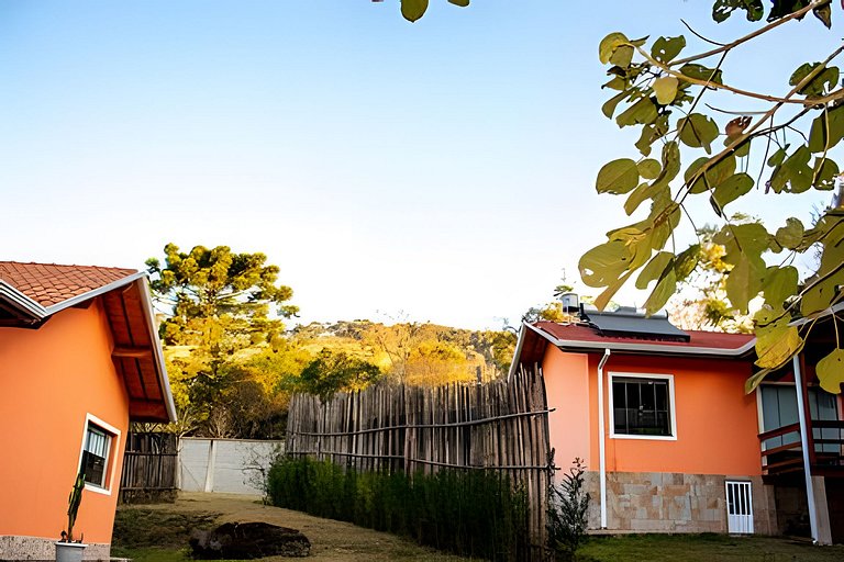 Chalé 2 c/ Hidro da Jacuzzi e Lareira